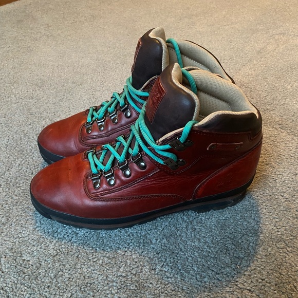 Supreme Timberland Hiking Boots - Picture 3 of 15